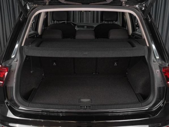 Volkswagen Tiguan II с пробегом 2017 года, цена 3 109 000 рублей, 147561 км, внедорожник, Автокод Объявления