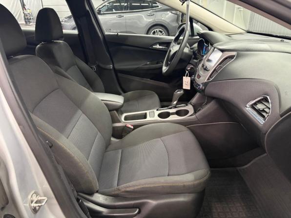 Chevrolet Cruze II с пробегом 2017 года, цена 1 077 000 рублей, 107581 км, седан, Автокод Объявления