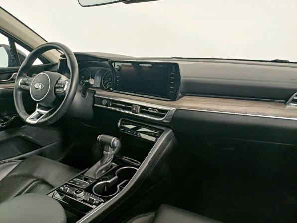 Kia K5 III с пробегом 2021 года, цена 2 625 000 рублей, 65000 км, седан, Автокод Объявления