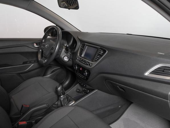 Hyundai Solaris II с пробегом 2019 года, цена 1 462 652 рубля, 81800 км, седан, Автокод Объявления