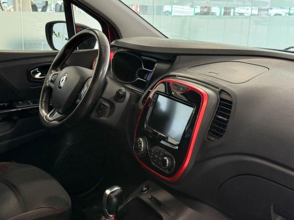 Renault Kaptur I с пробегом 2018 года, цена 1 157 000 рублей, 155816 км, внедорожник, Автокод Объявления