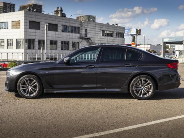 BMW 5 серии VII (G30/G31/G38) с пробегом 2018 года, цена 3 118 000 рублей, 138000 км, седан, Автокод Объявления