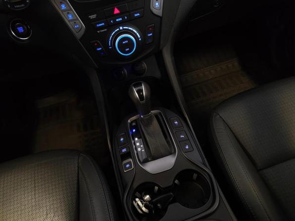 Hyundai Santa Fe III с пробегом 2013 года, цена 2 290 000 рублей, 52455 км, внедорожник, Автокод Объявления