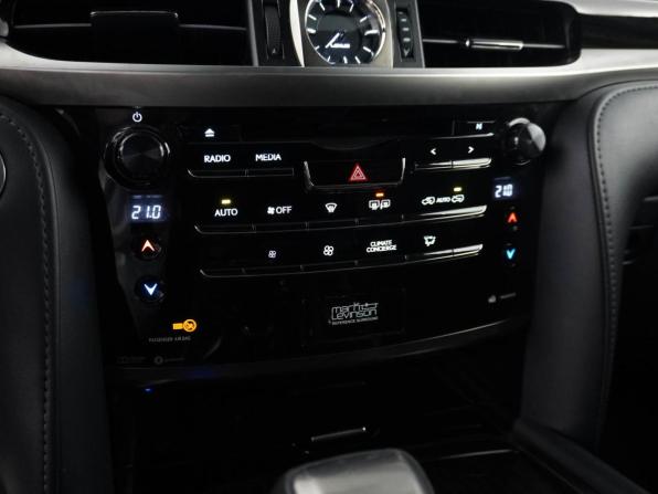 Lexus LX III Рестайлинг 2 с пробегом 2020 года, цена 8 199 077 рублей, 146162 км, внедорожник, Автокод Объявления