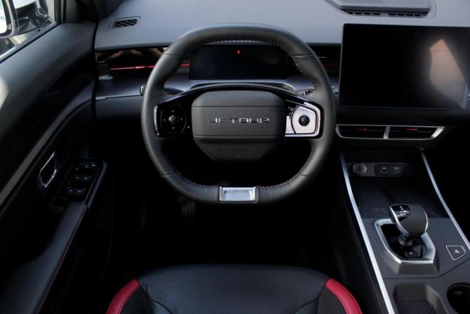 JETOUR DASHING I с пробегом 2024 года, цена 1 995 000 рублей, 48036 км, внедорожник, Автокод Объявления
