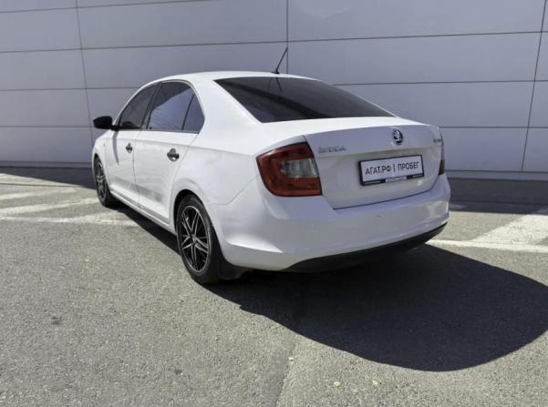 Skoda Rapid I с пробегом 2016 года, цена 670 000 рублей, 285000 км, седан, Автокод Объявления