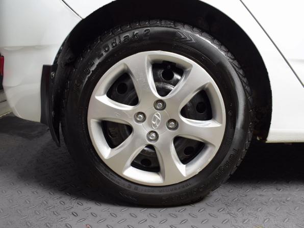 Hyundai Solaris I с пробегом 2014 года, цена 569 995 рублей, 196660 км, хэтчбек, Автокод Объявления