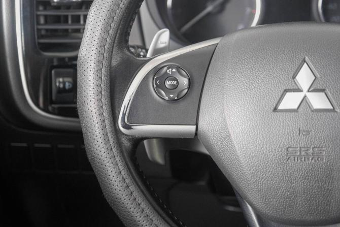 Mitsubishi Outlander III Рестайлинг с пробегом 2014 года, цена 1 429 000 рублей, 220000 км, внедорожник, Автокод Объявления