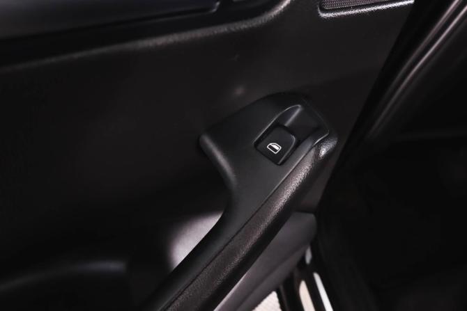 Audi Q5 I (8R) с пробегом 2012 года, цена 1 629 000 рублей, 250000 км, внедорожник, Автокод Объявления