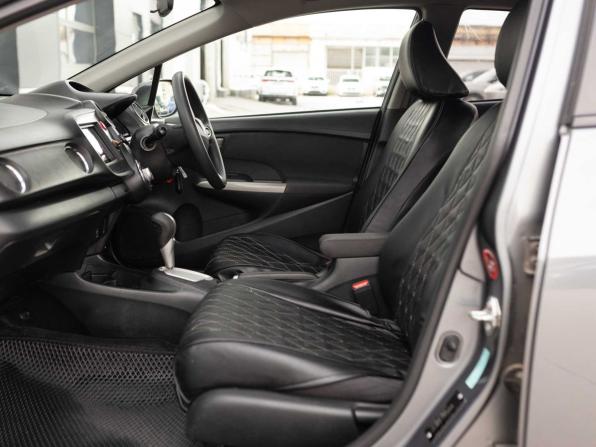 Honda Insight II с пробегом 2011 года, цена 890 000 рублей, 114725 км, хэтчбек, Автокод Объявления