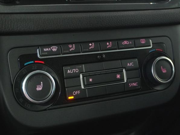 Volkswagen Tiguan I Рестайлинг с пробегом 2014 года, цена 1 270 000 рублей, 245149 км, внедорожник, Автокод Объявления