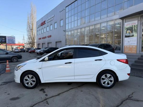 Hyundai Solaris I Рестайлинг с пробегом 2014 года, цена 727 000 рублей, 196000 км, седан, Автокод Объявления
