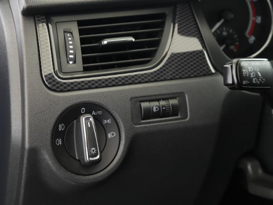 Skoda Rapid I Рестайлинг Москва  - изображение 17