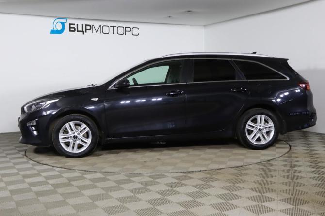 Kia Ceed III Рестайлинг с пробегом 2021 года, цена 2 149 990 рублей, 89761 км, универсал, Автокод Объявления