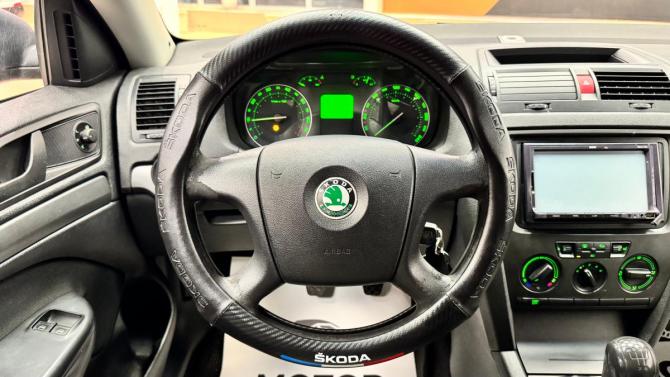 Skoda Octavia II (A5) с пробегом 2007 года, цена 380 000 рублей, 286707 км, лифтбек, Автокод Объявления