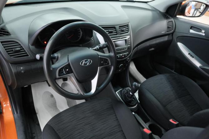 Hyundai Solaris I Рестайлинг с пробегом 2015 года, цена 1 019 000 рублей, 115000 км, хэтчбек, Автокод Объявления