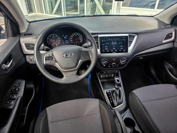 Hyundai Solaris II Рестайлинг с пробегом 2022 года, цена 1 750 000 рублей, 38530 км, седан, Автокод Объявления
