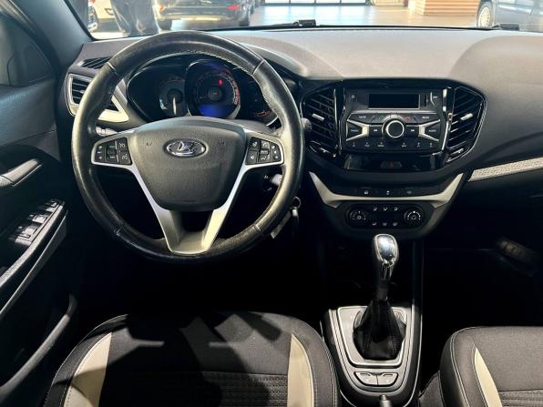 Lada (ВАЗ) Vesta I с пробегом 2020 года, цена 1 330 000 рублей, 60100 км, универсал, Автокод Объявления