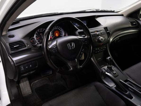 Honda Accord VIII Рестайлинг с пробегом 2012 года, цена 1 479 000 рублей, 202274 км, седан, Автокод Объявления