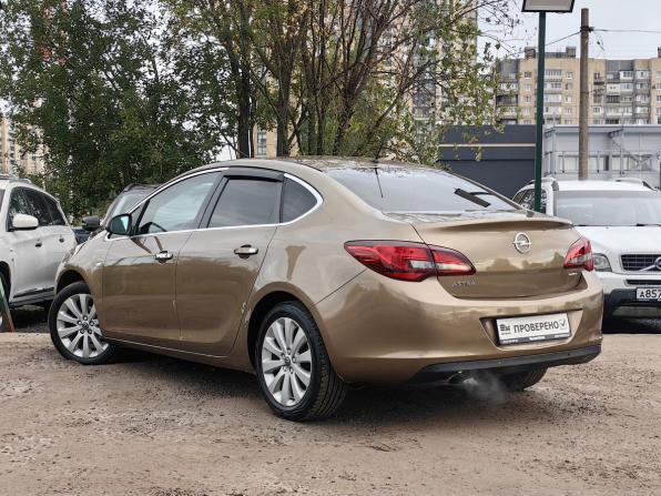 Opel Astra J Рестайлинг с пробегом 2013 года, цена 559 000 рублей, 288910 км, седан, Автокод Объявления