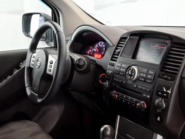 Nissan Pathfinder III Рестайлинг с пробегом 2013 года, цена 1 920 000 рублей, 159780 км, внедорожник, Автокод Объявления