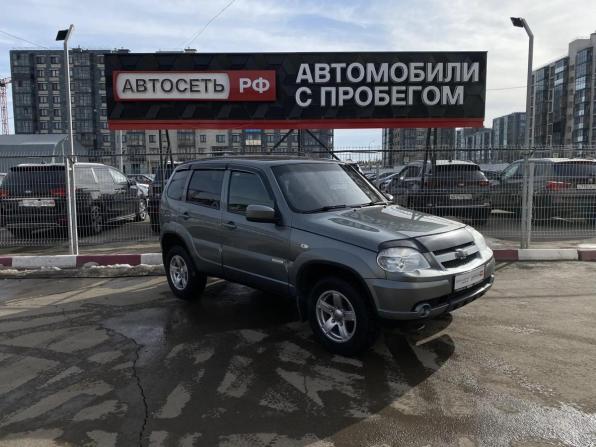 Chevrolet Niva I Рестайлинг с пробегом 2017 года, цена 599 000 рублей, 212946 км, внедорожник, Автокод Объявления