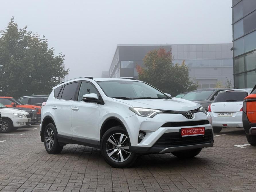 Toyota RAV4 IV (XA40) Рестайлинг Санкт-Петербург  - изображение 1