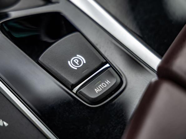 BMW 5 серии VII (G30/G31/G38) с пробегом 2017 года, цена 2 743 000 рублей, 107076 км, седан, Автокод Объявления