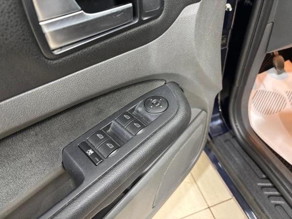 Ford Focus II с пробегом 2007 года, цена 395 000 рублей, 185767 км, хэтчбек, Автокод Объявления