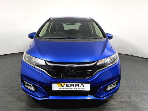 Honda Fit III Рестайлинг с пробегом 2018 года, цена 1 300 000 рублей, 68624 км, хэтчбек, Автокод Объявления