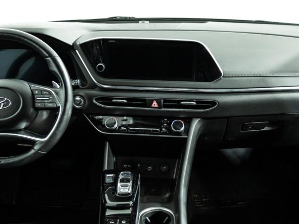 Hyundai Sonata VIII (DN8) с пробегом 2021 года, цена 2 425 000 рублей, 107494 км, седан, Автокод Объявления