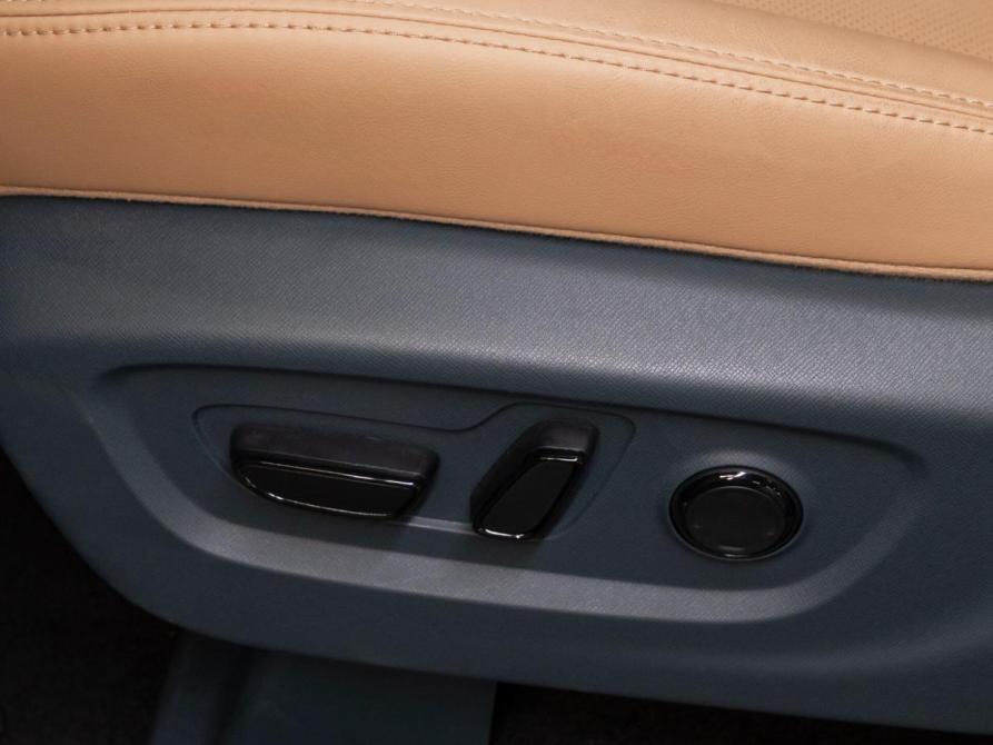 GAC Trumpchi E8 Москва  - изображение 20