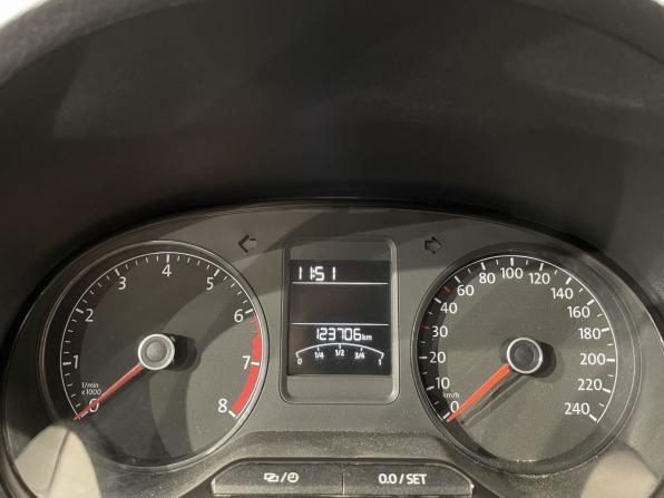 Volkswagen Polo V Рестайлинг с пробегом 2018 года, цена 949 000 рублей, 123705 км, седан, Автокод Объявления