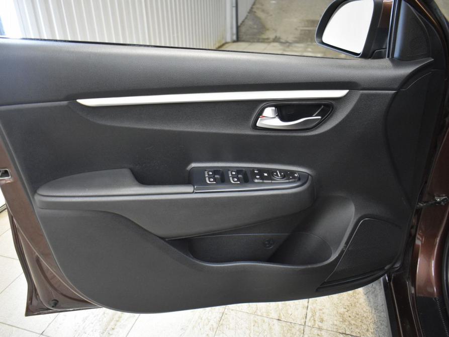 Kia Rio IV Рестайлинг Мурманск  - изображение 16