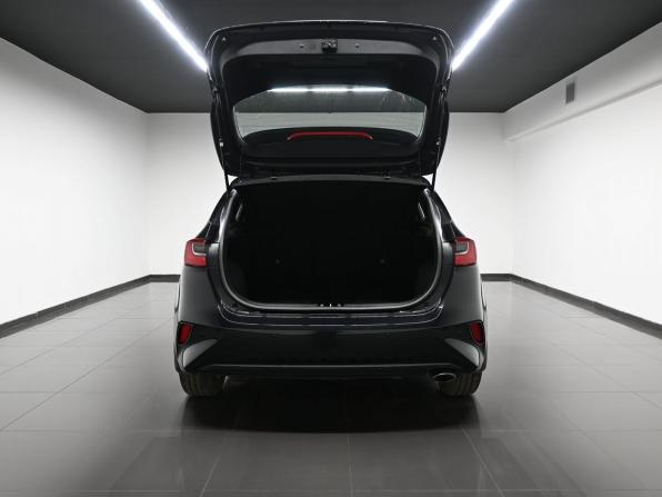 Kia Ceed III с пробегом 2019 года, цена 1 695 000 рублей, 42054 км, хэтчбек, Автокод Объявления