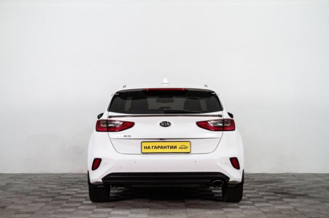 Kia Ceed III с пробегом 2021 года, цена 1 699 000 рублей, 180000 км, хэтчбек, Автокод Объявления
