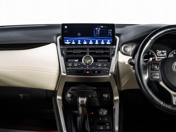 Lexus NX I Рестайлинг с пробегом 2019 года, цена 3 990 000 рублей, 53546 км, внедорожник, Автокод Объявления