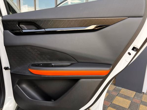 Changan UNI-V I с пробегом 2024 года, цена 2 520 000 рублей, 15498 км, лифтбек, Автокод Объявления