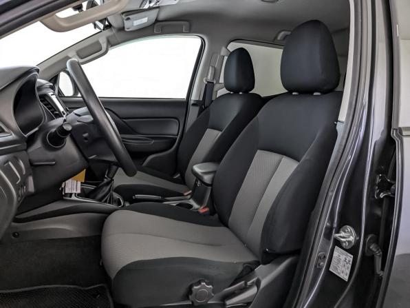 Mitsubishi L200 V с пробегом 2019 года, цена 2 850 000 рублей, 76029 км, offers.body_type.unknown, Автокод Объявления