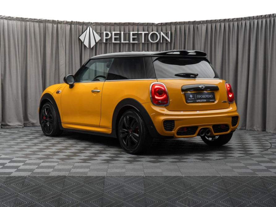 Mini Hatch III (F55/F56) Москва  - изображение 4