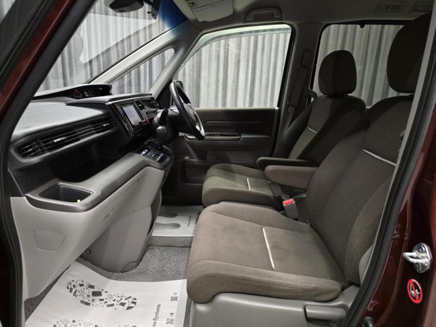 Honda Stepwgn V Красноярск  - изображение 14
