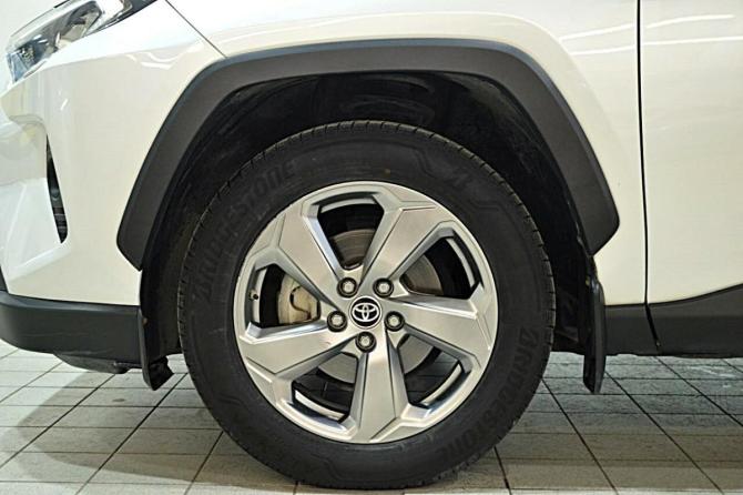 Toyota RAV4 V (XA50) с пробегом 2021 года, цена 3 499 000 рублей, 43000 км, внедорожник, Автокод Объявления