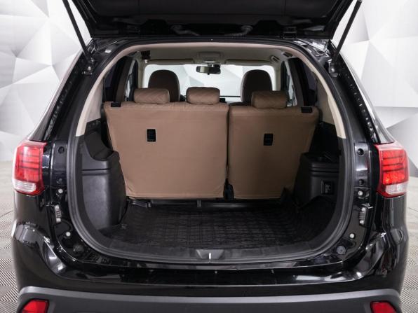 Mitsubishi Outlander III Рестайлинг 3 с пробегом 2018 года, цена 1 979 000 рублей, 175633 км, внедорожник, Автокод Объявления