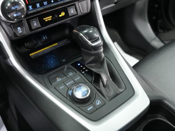 Toyota RAV4 V (XA50) с пробегом 2019 года, цена 2 940 000 рублей, 131000 км, внедорожник, Автокод Объявления