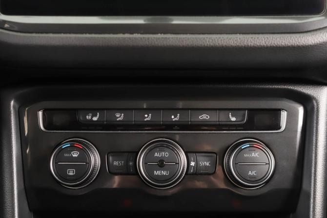 Volkswagen Tiguan II с пробегом 2017 года, цена 2 949 000 рублей, 107860 км, внедорожник, Автокод Объявления