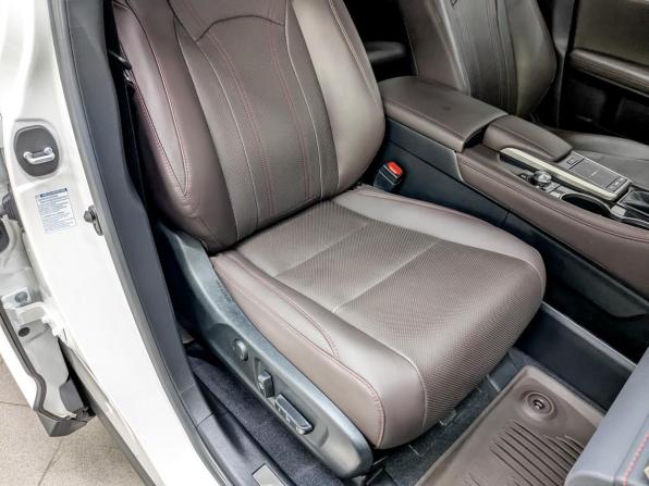 Lexus RX IV Рестайлинг с пробегом 2021 года, цена 6 149 000 рублей, 20239 км, внедорожник, Автокод Объявления