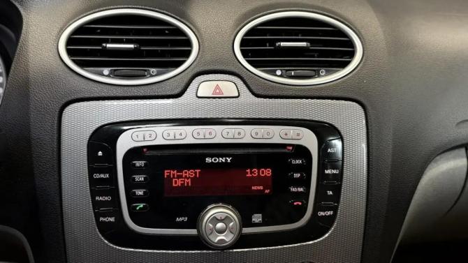 Ford Focus II Рестайлинг с пробегом 2008 года, цена 550 000 рублей, 141000 км, хэтчбек, Автокод Объявления