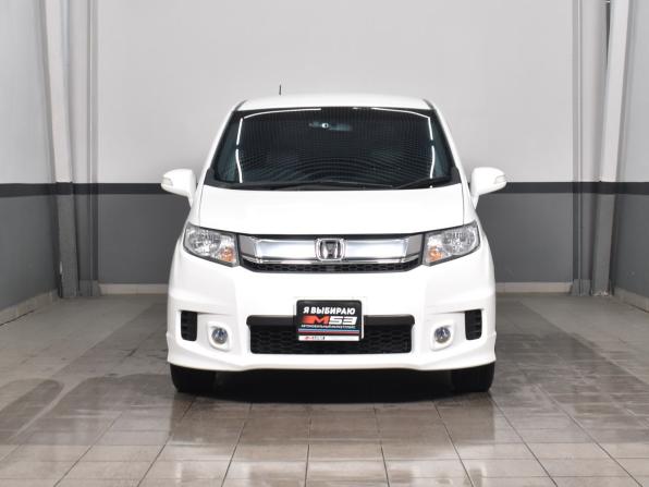 Honda Freed I Рестайлинг 2 с пробегом 2015 года, цена 1 194 995 рублей, 203485 км, компактвэн, Автокод Объявления