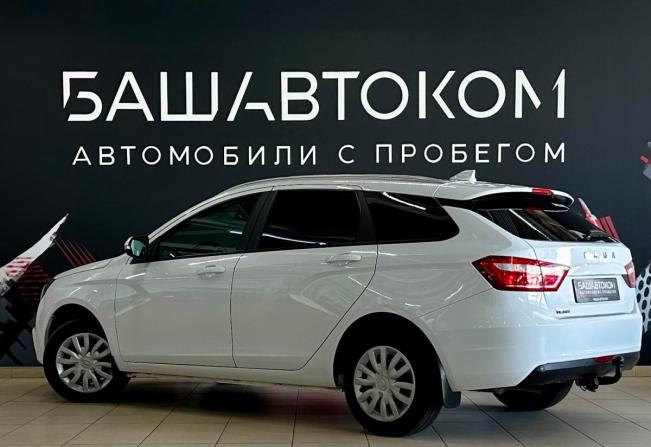 Lada (ВАЗ) Vesta I с пробегом 2021 года, цена 1 235 000 рублей, 54320 км, универсал, Автокод Объявления