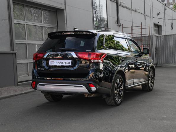 Mitsubishi Outlander III Рестайлинг 3 с пробегом 2021 года, цена 2 720 000 рублей, 58426 км, внедорожник, Автокод Объявления